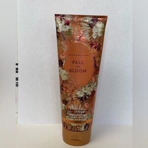 Bath Body Works Fall in Bloom Ultimate Hydration Body Cream
